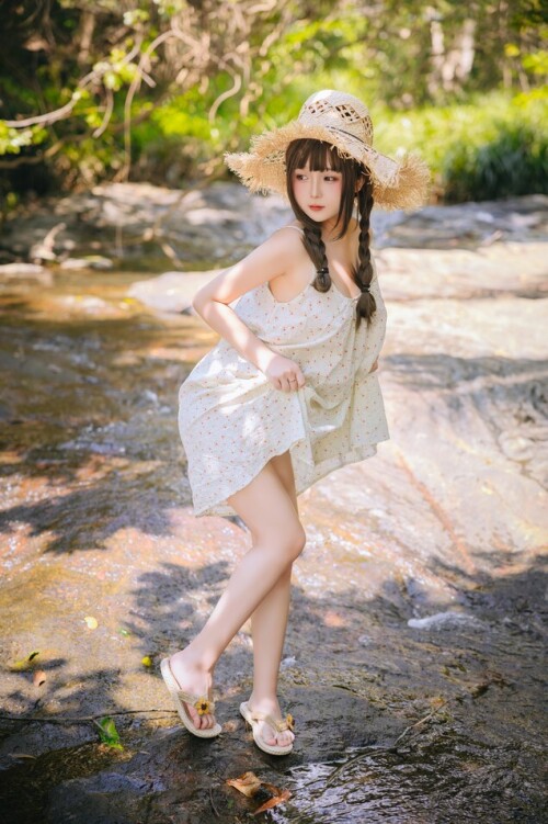日奈娇 (樱井小莜) - 山野间 预览展示图 3