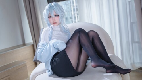 樱梨梨Eriri - 雪女 预览展示图 2