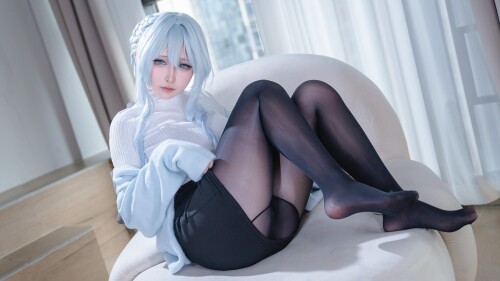 樱梨梨Eriri - 雪女 预览展示图 3