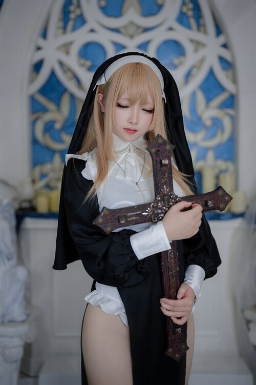 樱梨梨Eriri - 修女 预览展示图 4