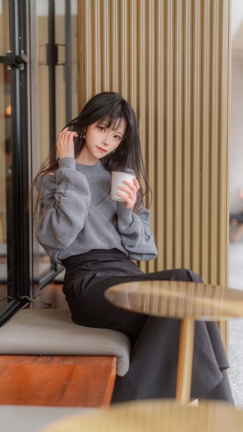 坂坂白 - 2024生日写真 预览展示图 4