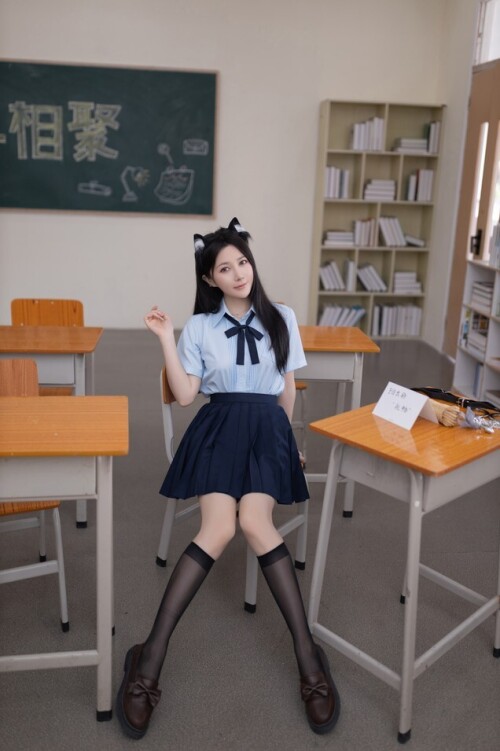 鱼子酱Fish - 班长的礼物 预览展示图 2