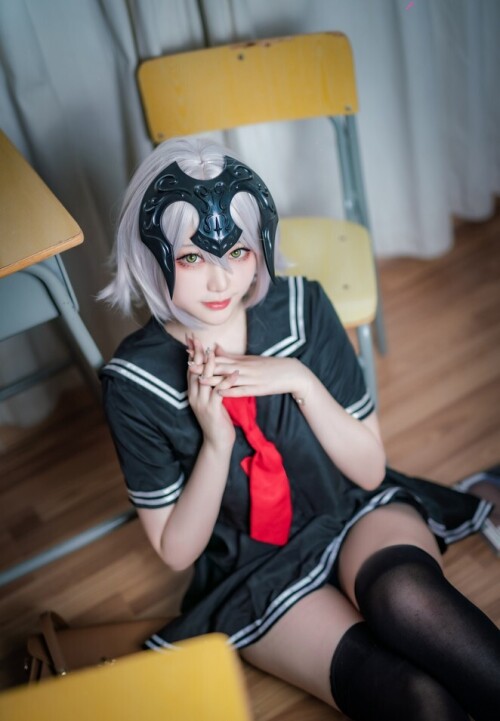 Halo_酱 - 黑贞校服 预览展示图 2