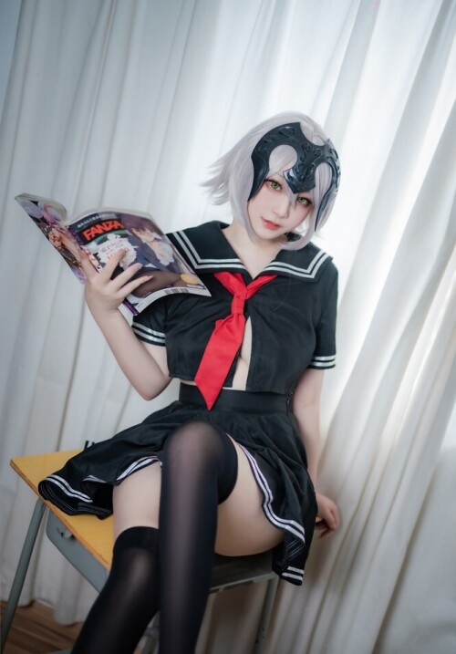 Halo_酱 - 黑贞校服 预览展示图 5