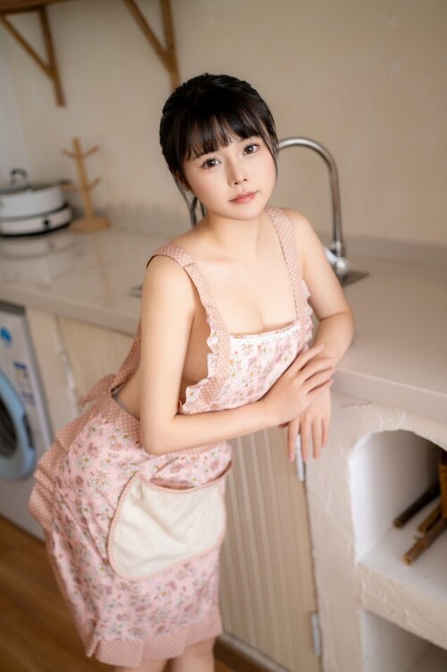 七月喵子 - 蛋糕厨娘 预览展示图 4