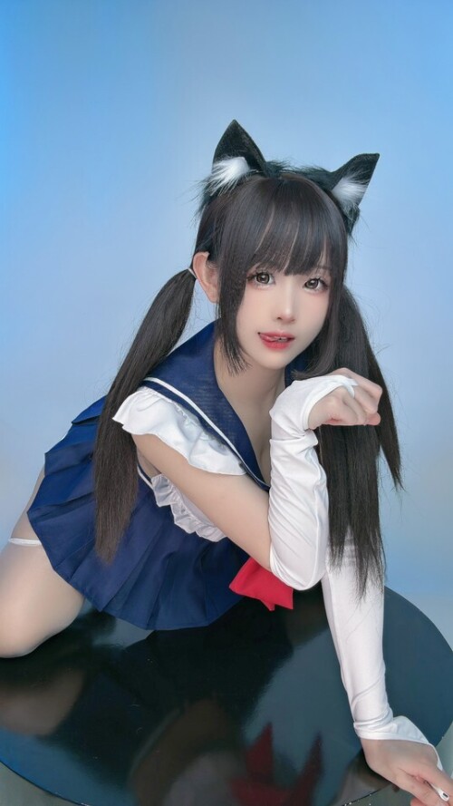 miko酱ww - 纯欲学妹 预览展示图 3
