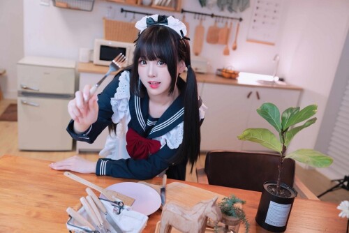 miko酱ww - 甜心女仆 预览展示图 3