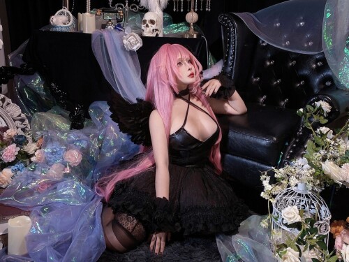 Sayo Momo - NIKKE Dorothy 预览展示图 2