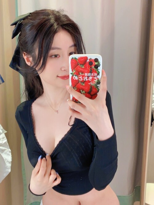 白银81 - Fantia 23年09月会员订阅 (24套) 预览展示图 4