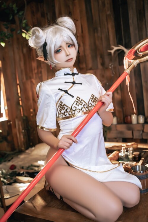 Quan冉有点饿(拖拉大王_) - 芙莉莲 预览展示图 3