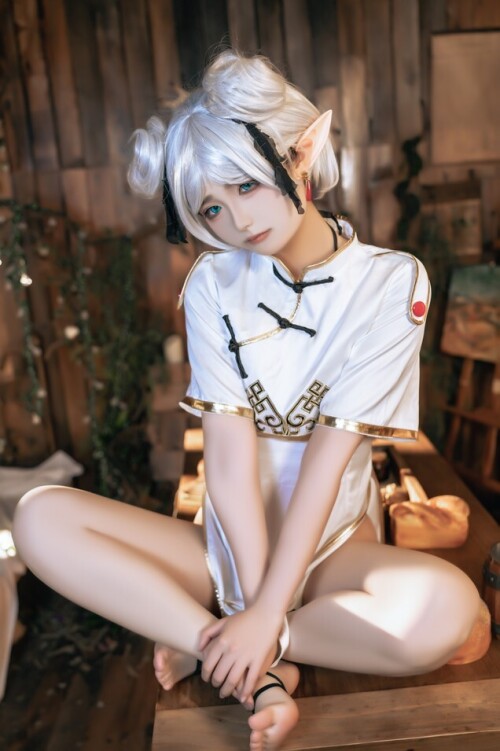 Quan冉有点饿(拖拉大王_) - 芙莉莲 预览展示图 4