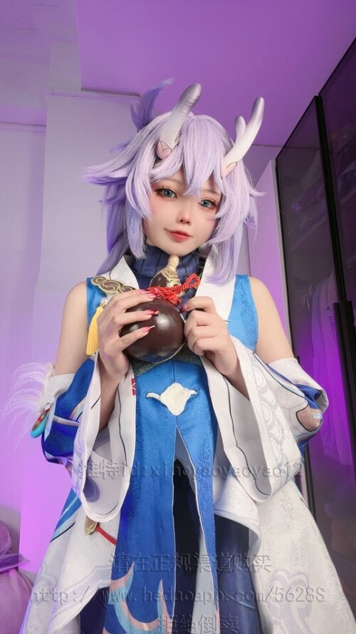 小瑶幺幺 - 白露自拍版 预览展示图 3