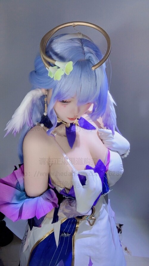 小瑶幺幺 - 知更鸟自拍版 预览展示图 4