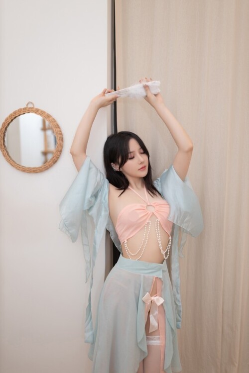 鱼子酱Fish - 小桃红 预览展示图 1