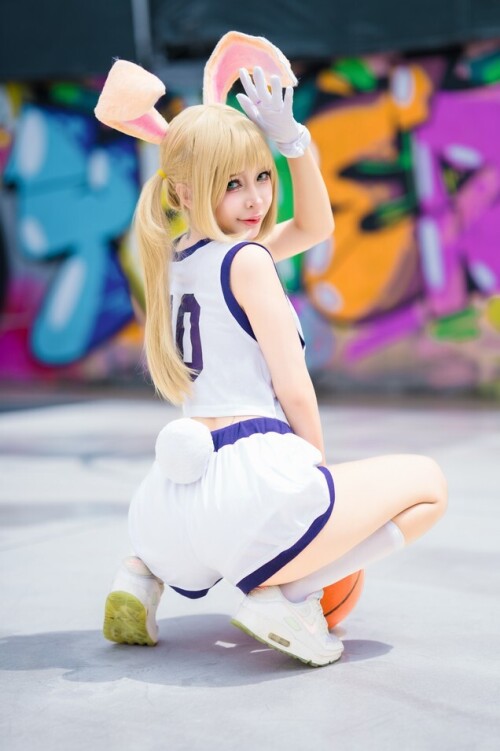 Umeko J - Lola Bunny 预览展示图 6