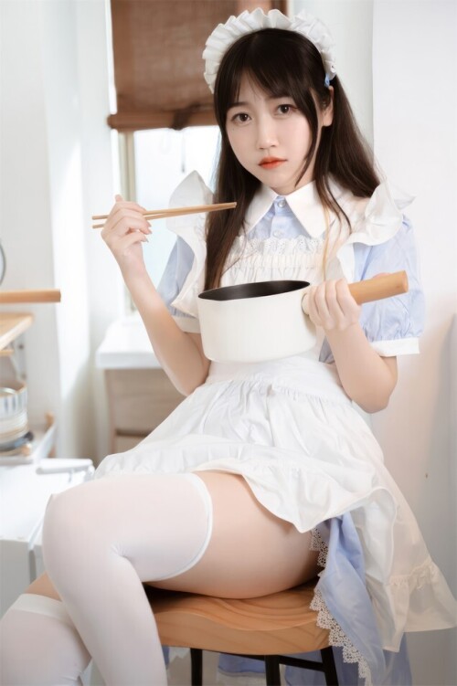 不呆猫 - 厨房小女仆 预览展示图 5