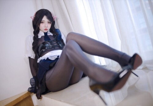 疯猫ss - 七了个三 女仆特工 预览展示图 2