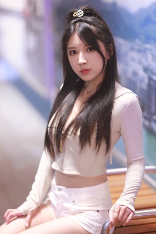 小女巫露娜 - 芳踪 预览展示图 3