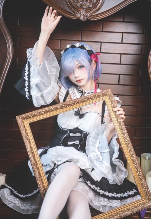 SASA小麋鹿 - 蕾姆cos 预览展示图 3