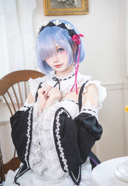 SASA小麋鹿 - 蕾姆cos 预览展示图 5