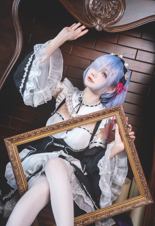 SASA小麋鹿 - 蕾姆cos 预览展示图 2
