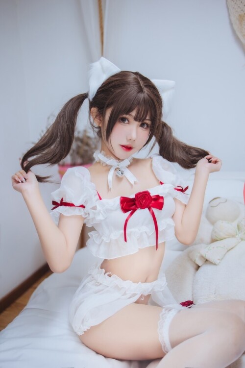 仙女月 - 白猫少女 预览展示图 3
