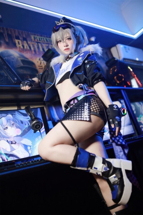 疯猫ss - 少女衣橱 银狼 预览展示图 4