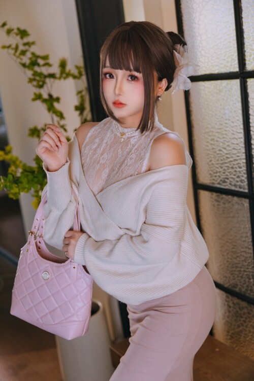 日奈娇 (樱井小莜) - 下属的太太 预览展示图 4