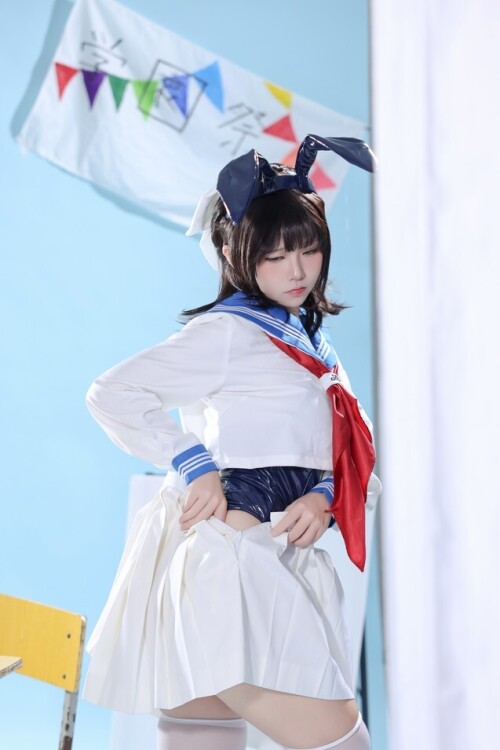 G44不会受伤 - 水手服兔女郎咖啡厅 预览展示图 3
