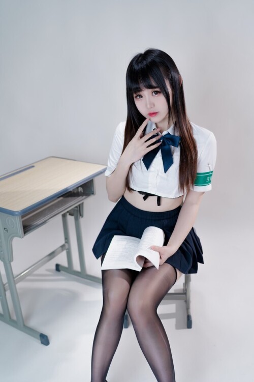 miko酱ww - mikoの风纪委员 预览展示图 3