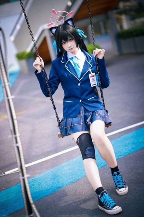 lunana - 黑见芹香 预览展示图 6