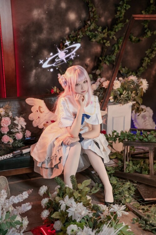 lunana - 圣园未花 预览展示图 6
