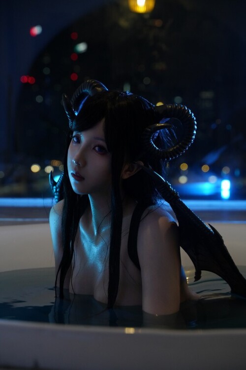 小和甜酒 - 浴缸三套合集(恶魔 虎鲸 小狗) 预览展示图 4