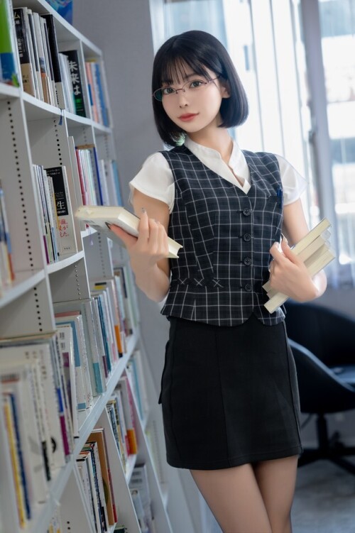 米倉みゆ - 米倉みゆ新刊写真集 DL版【GLOSS】 预览展示图 8