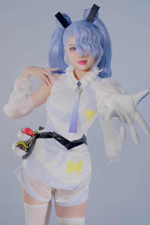ZinieQ - Miku Flying Pokemon 预览展示图 2