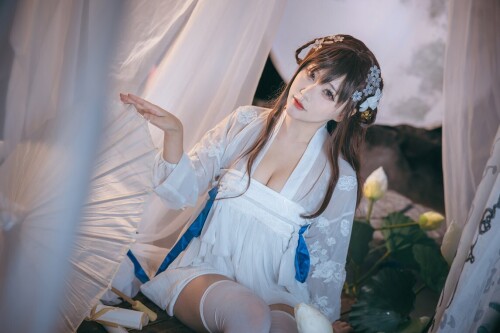 是一只熊仔吗 – 逸仙 [50P-111MB]