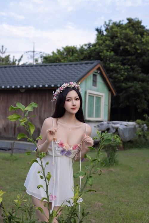 鱼子酱Fish - 花的伞 预览展示图 2