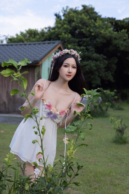 鱼子酱Fish - 花的伞 预览展示图 1