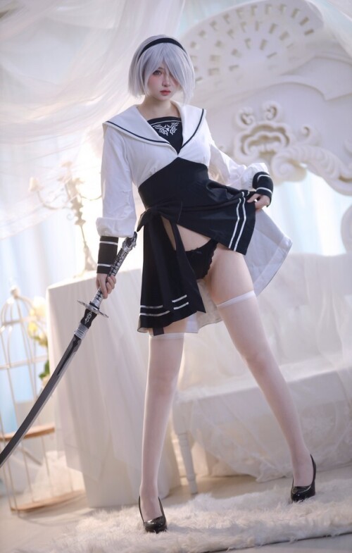 疯猫ss - 2b 预览展示图 2