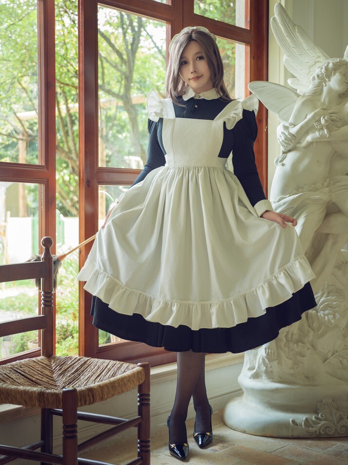麻花酱 - 女仆合集二 [81P2V-1.15GB]