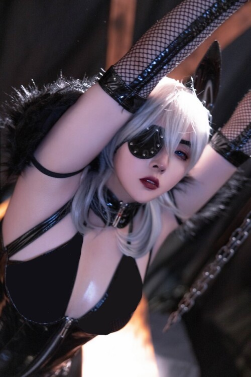 Natsuko夏夏子 - 玄狼 预览展示图 1