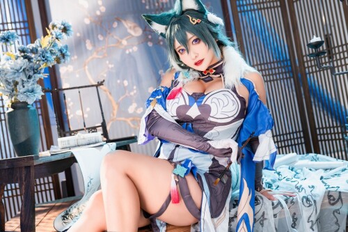 洛璃 LoLiSAMA - 驭空 预览展示图 2