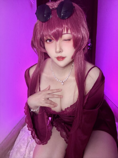Natsuko夏夏子 - 卡芙卡睡衣 预览展示图 4