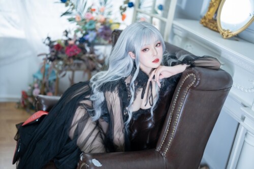 Natsuko夏夏子 - 黑蝴蝶 预览展示图 2