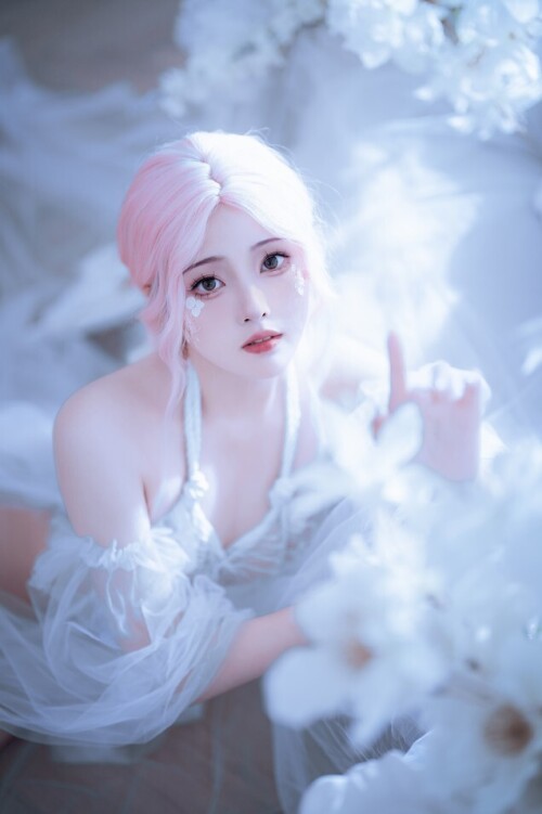 Natsuko夏夏子 - 白天蛾 预览展示图 5