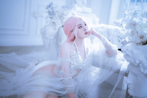 Natsuko夏夏子 - 白天蛾 预览展示图 2