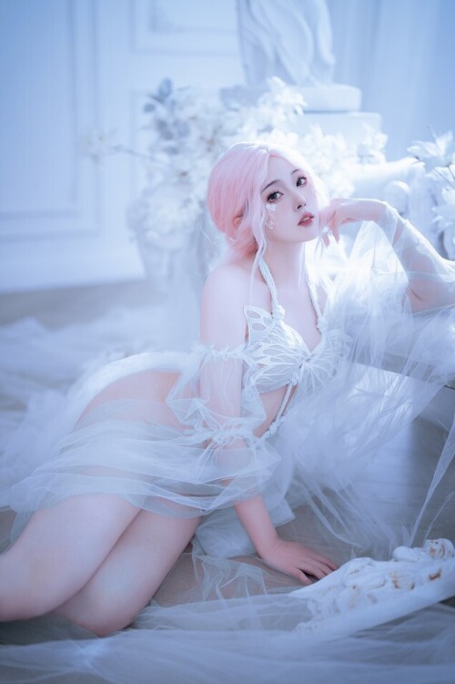 Natsuko夏夏子 - 白天蛾 预览展示图 6