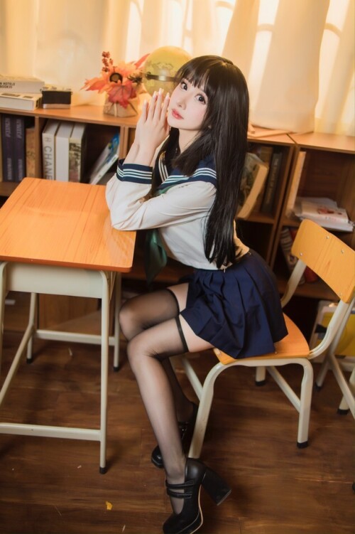 你的蛋蛋 - 反差学妹 预览展示图 6