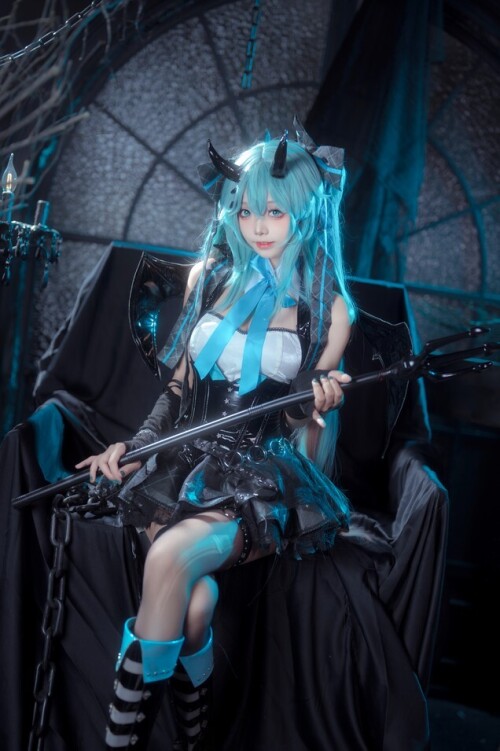 艾西Aiwest - 初音小恶魔 预览展示图 5