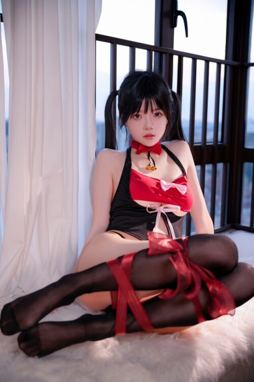 桜桃喵 – 礼物 [40P-342MB]